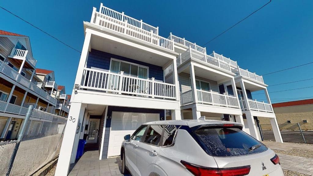 Beach House Steps Away From The Boardwalk And Beach With Ocean Views In Seaside Heights! Ngoại thất bức ảnh