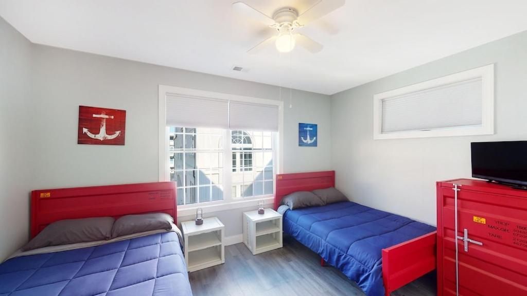 Beach House Steps Away From The Boardwalk And Beach With Ocean Views In Seaside Heights! Ngoại thất bức ảnh
