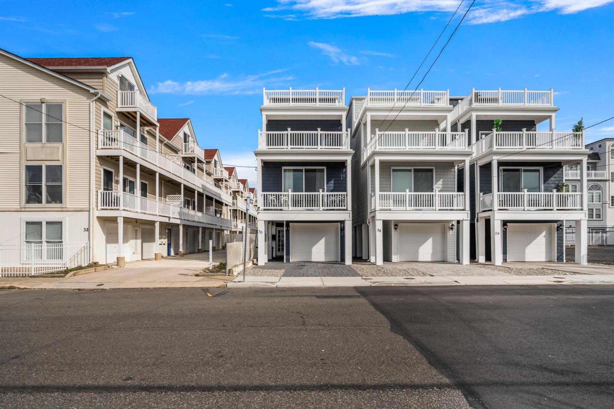 Beach House Steps Away From The Boardwalk And Beach With Ocean Views In Seaside Heights! Ngoại thất bức ảnh