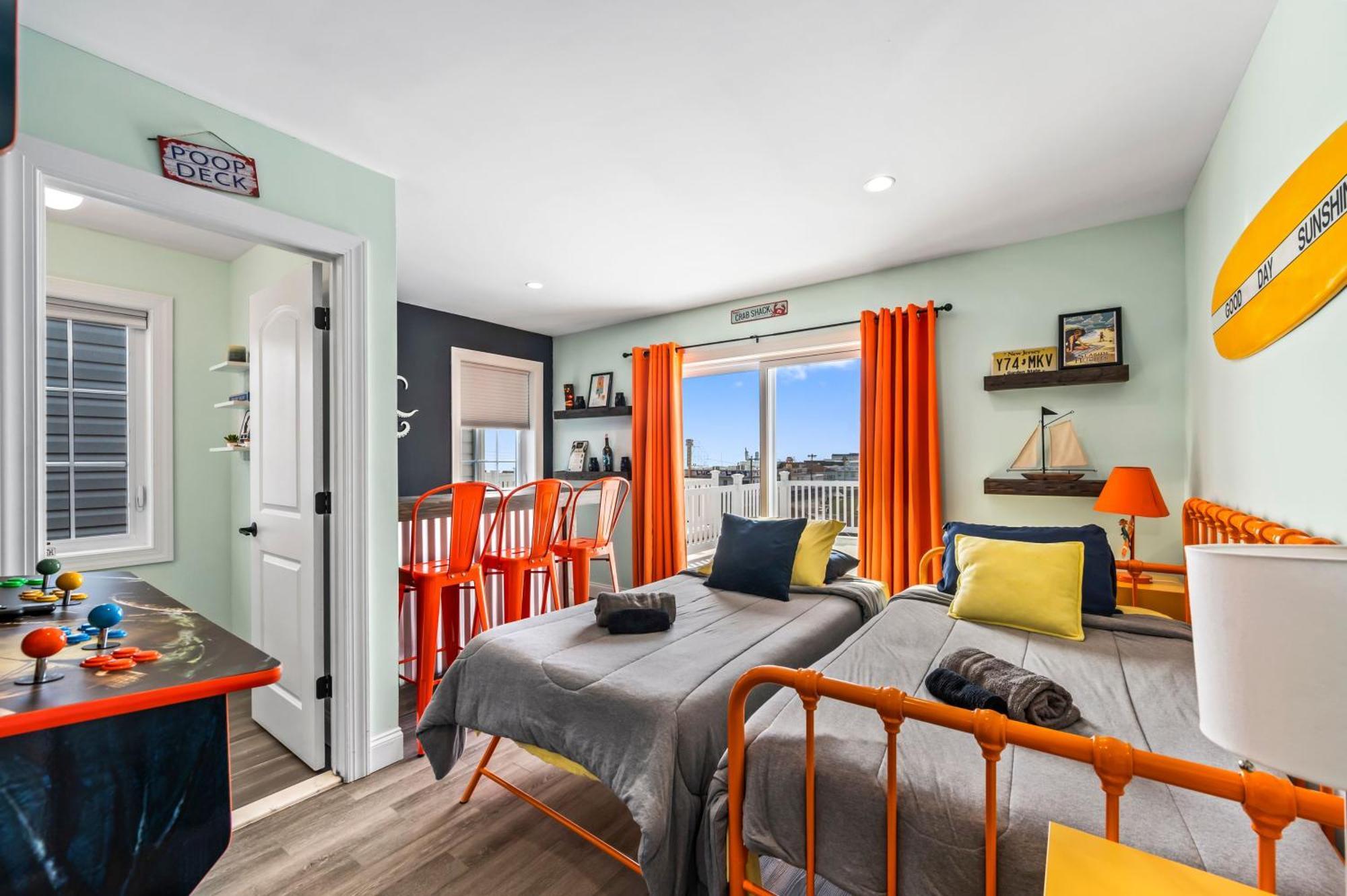 Beach House Steps Away From The Boardwalk And Beach With Ocean Views In Seaside Heights! Ngoại thất bức ảnh