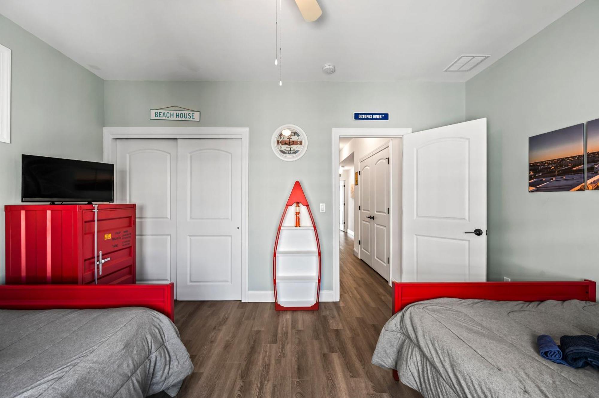 Beach House Steps Away From The Boardwalk And Beach With Ocean Views In Seaside Heights! Ngoại thất bức ảnh