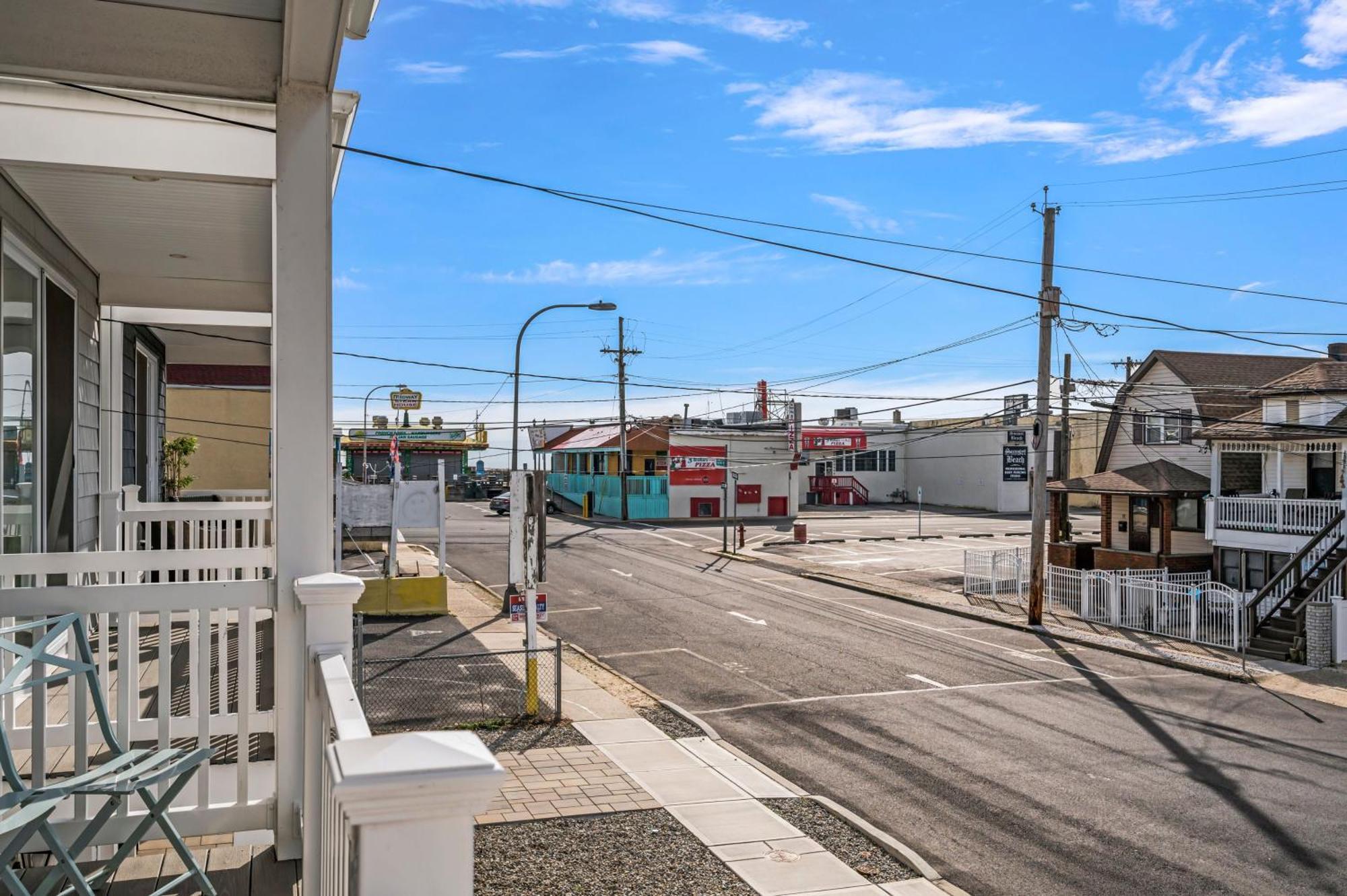 Beach House Steps Away From The Boardwalk And Beach With Ocean Views In Seaside Heights! Ngoại thất bức ảnh